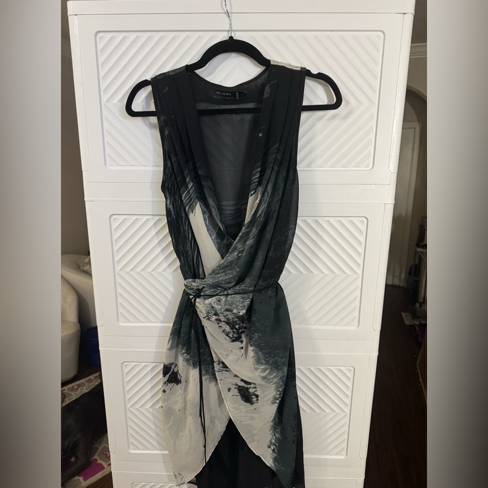 Religion dress. New without tags.